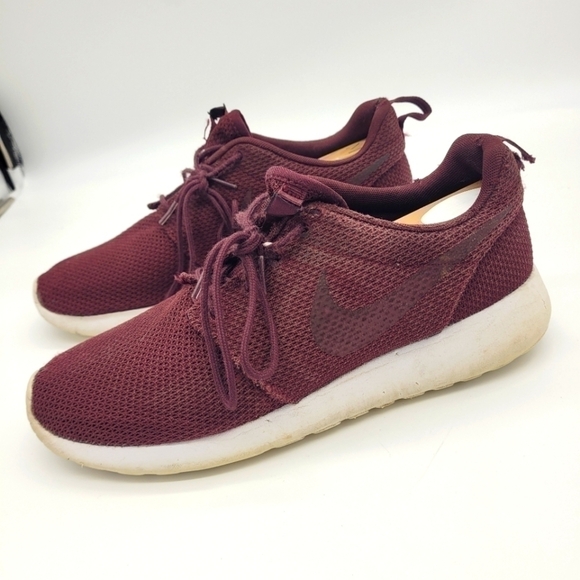 Nike Roshe Men's 9.5 Running Shoes